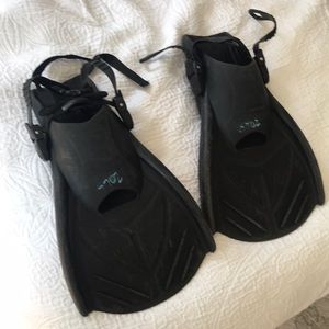 US Divers shorty fins
